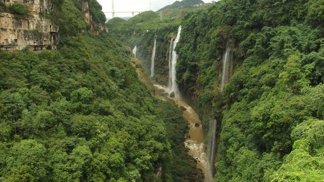 黔西南马岭河