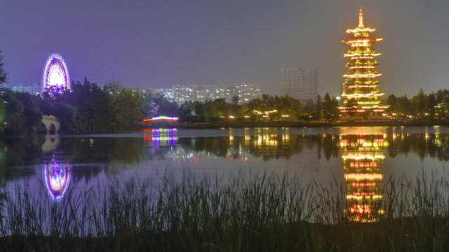 白鹭塔夜景风光