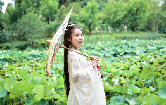 古装汉服美女摄影写真