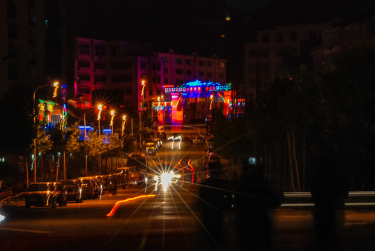 山东烟台莱山区海滨城市夜景