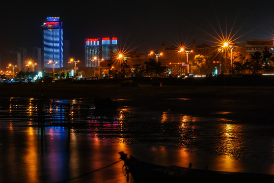 山东烟台莱山区海滨城市夜景