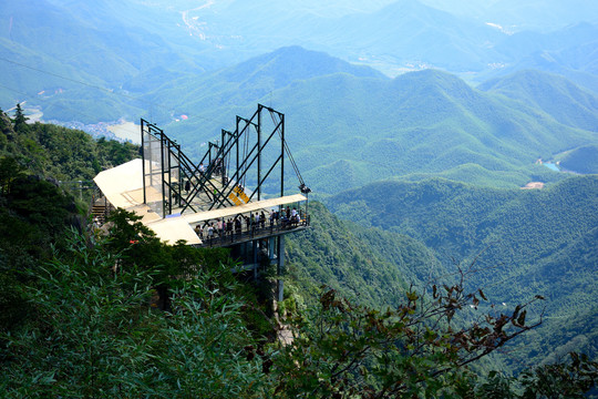 云上草原高空秋千