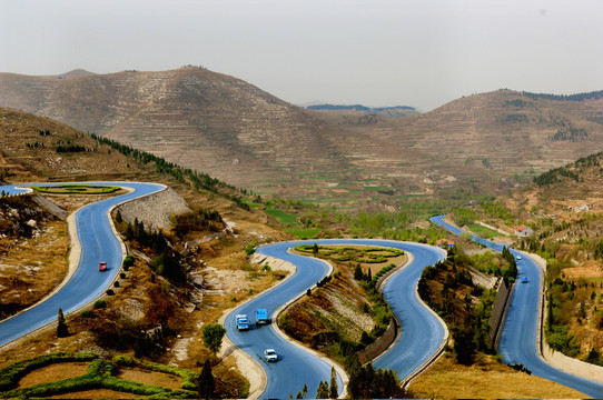 盘山公路