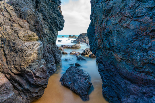 海南万宁山钦湾大海风光