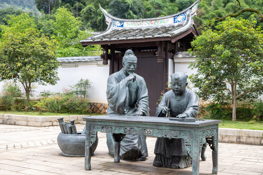 朱子文化园雕像
