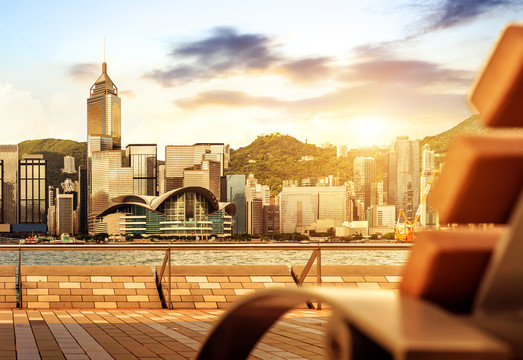 黄昏景观的香港维多利亚港