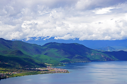 泸沽湖