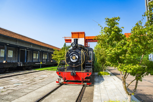 杭州白塔公园老式火车