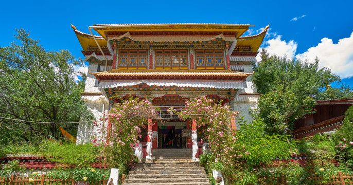 西藏寺庙建筑