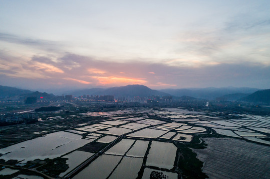 天空黄昏夕阳