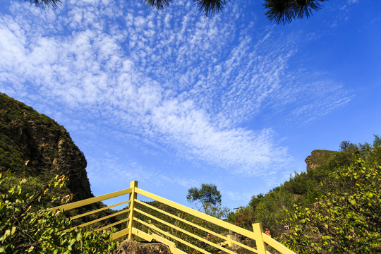 乌龙峡谷