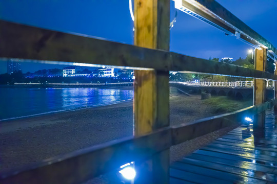 青岛海滨夜景