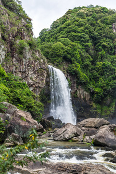 九鲤湖