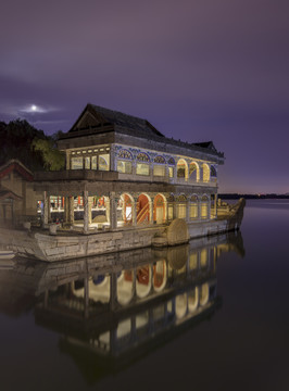 北京颐和园石舫中秋节夜景