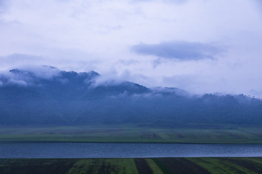 浑江日出