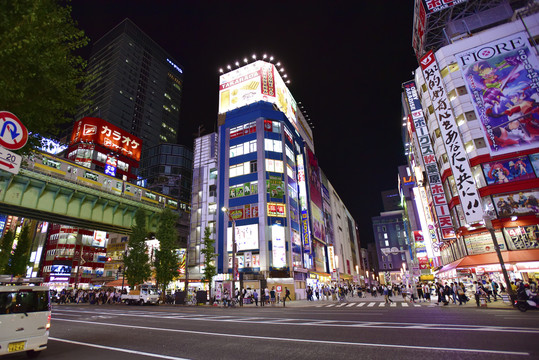 日本东京的秋叶原夜景