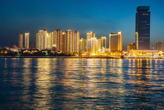 青岛夜景