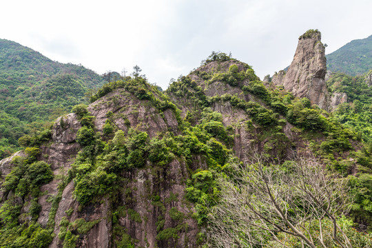 石桅岩