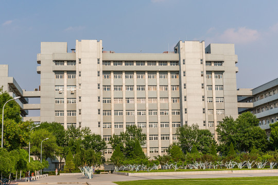 南开大学