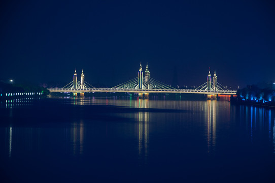 玉帶河橋夜景