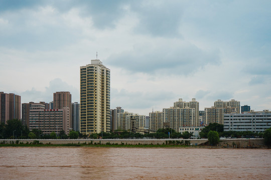 兰州黄河岸边