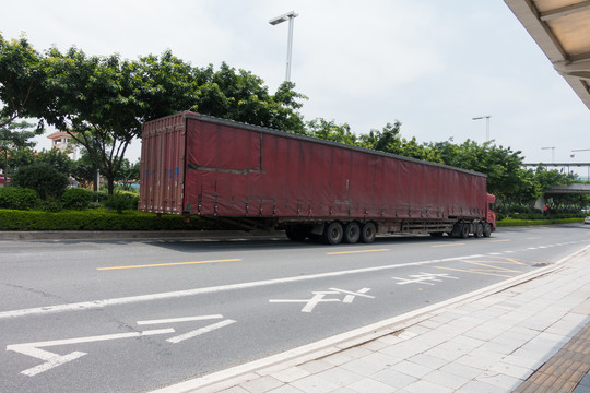 道路汽车