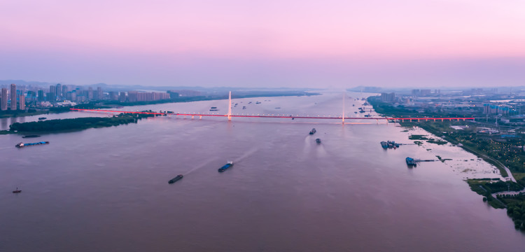 武汉白沙洲长江大桥夕照