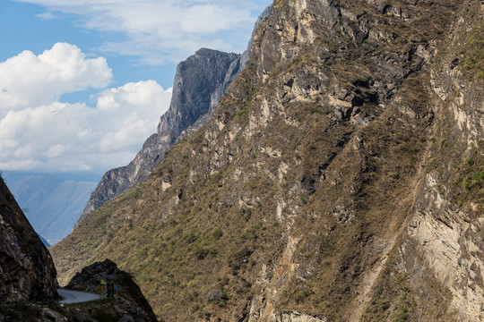 虎跳峡