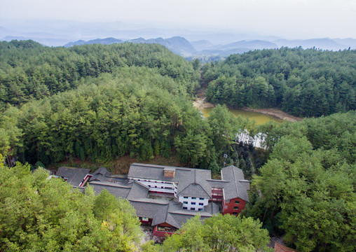 巴中天马山村舍