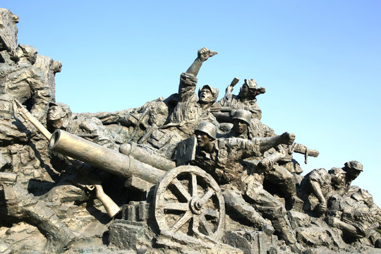 解放战争雕塑