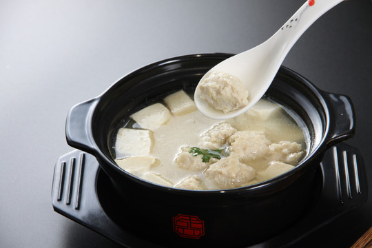 丸子豆腐砂锅