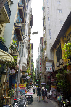 越南河内市的一条餐饮休闲街