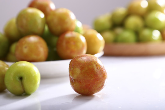 蔷薇科李属植物李子青脆李