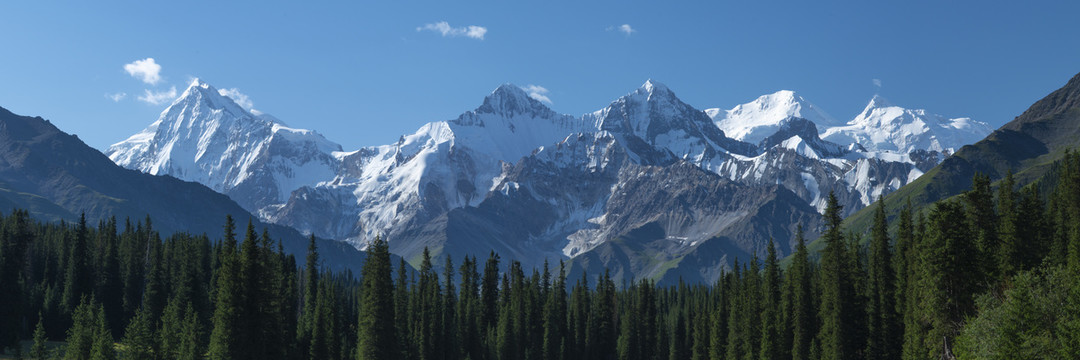 天山