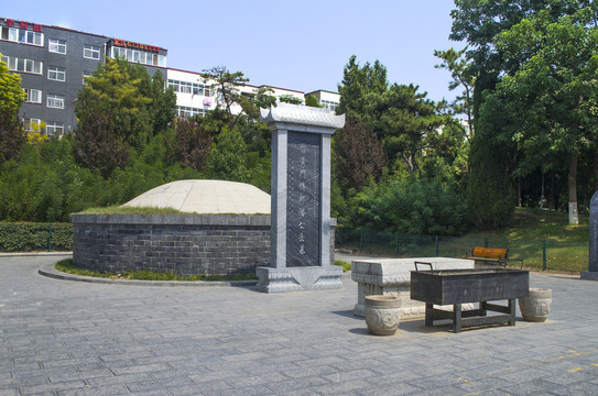 潘安墓