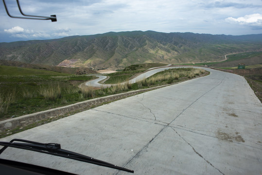 山区公路