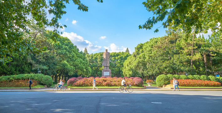 复旦大学校园