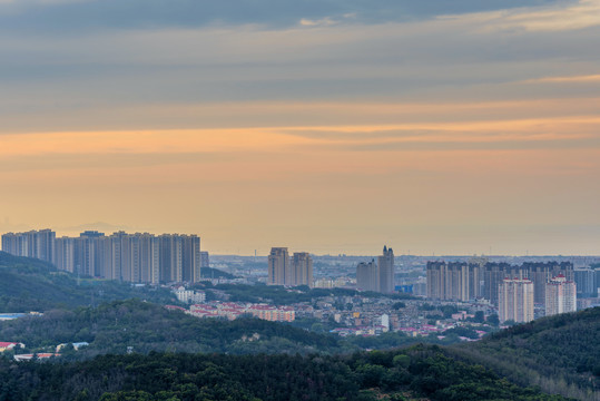 中国山东省烟台市城市风光