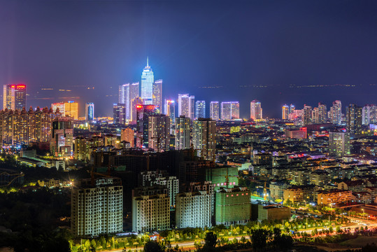 中国山东省烟台市夜景风光