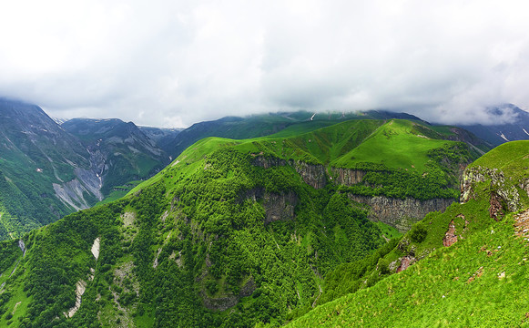 格鲁吉亚卡兹别克山