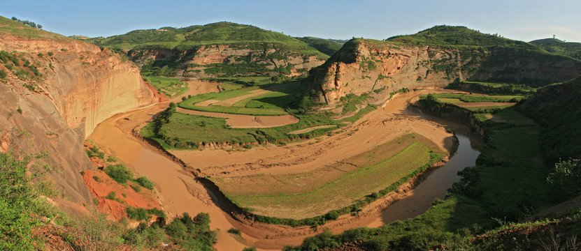 志丹县永宁乡洛河川道自然风光