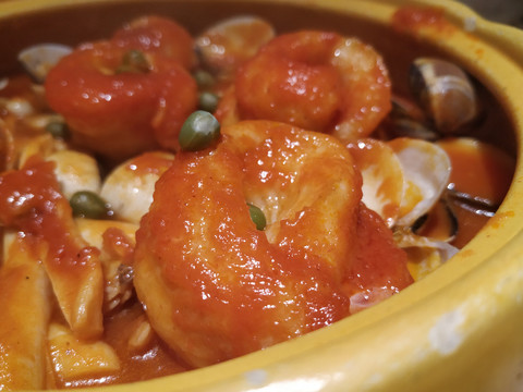 蕃茄海鲜烩巴沙鱼柳
