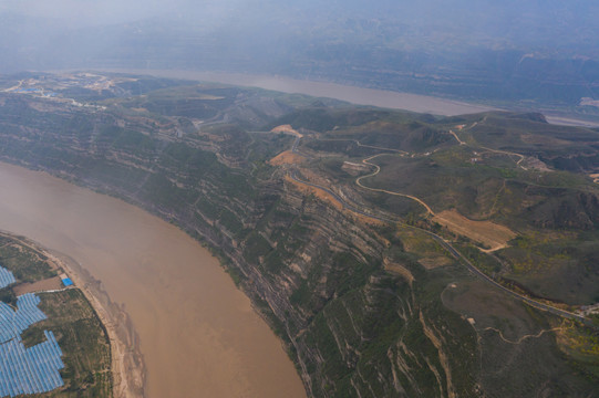 航拍黄河乾坤湾太极湾