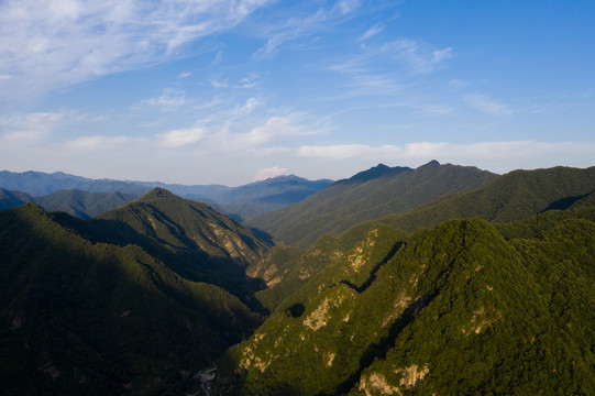 秦岭山