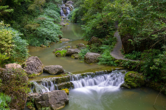 宜昌三峡大瀑布风景区夏日风光