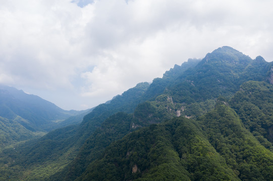 航拍秦岭山脉