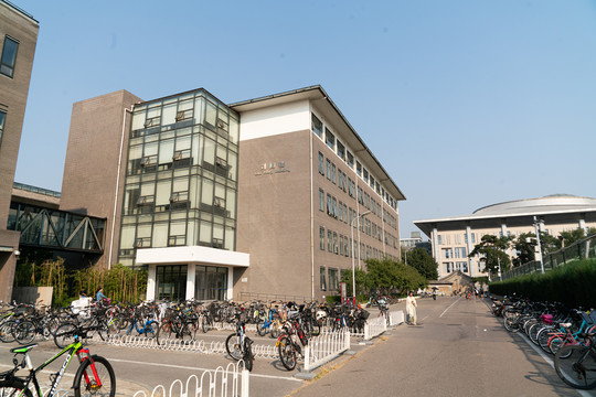 北京大学刘卿楼