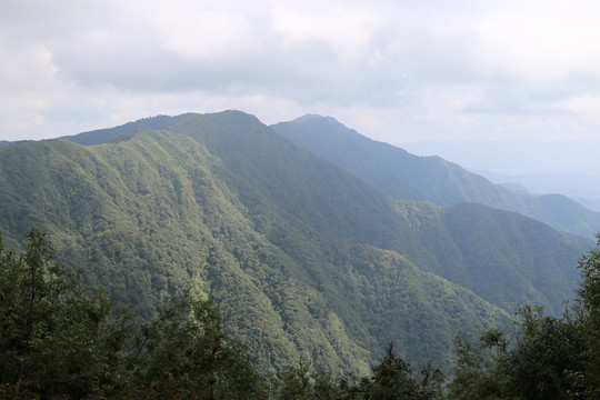 巍峨的大山