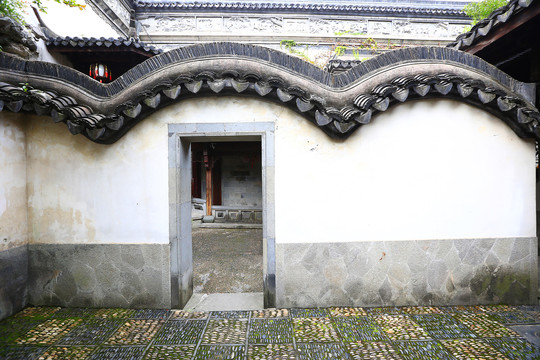 杭州胡雪岩故居围墙白墙灰瓦