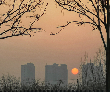 城市夕阳